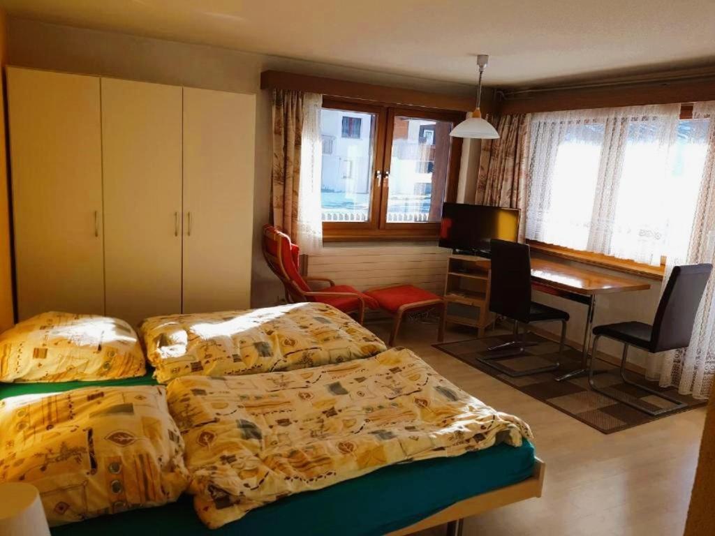 Free Cable Car & Bus In The Summer Haus L'Oree Saas-Grund Exterior foto